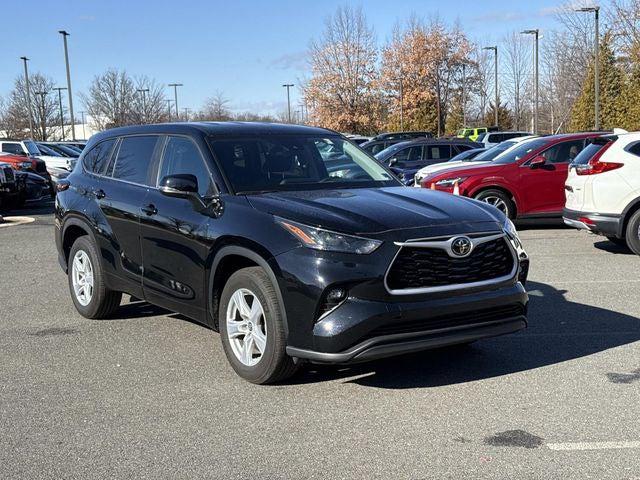 2025 Toyota Highlander LE 2025 Toyota Highlander LE