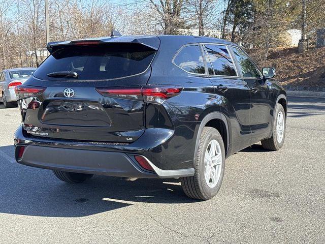 2025 Toyota Highlander LE 2025 Toyota Highlander LE
