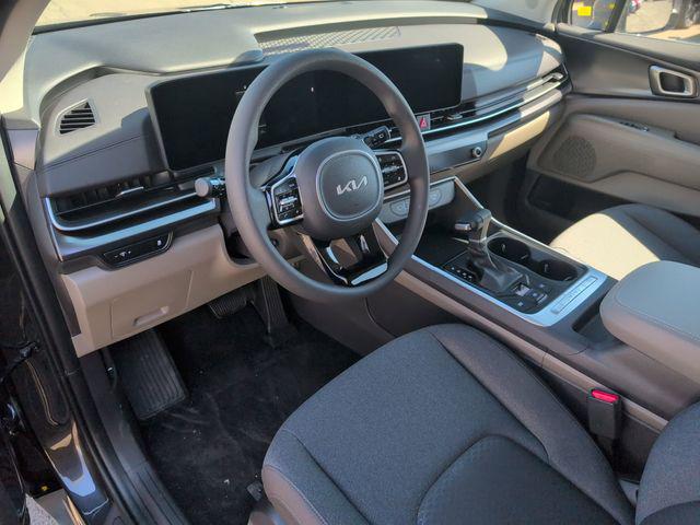 2026 Kia Carnival LX