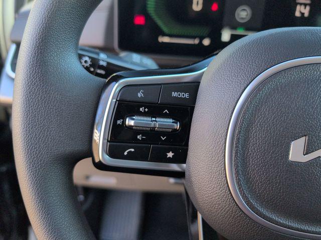 2026 Kia Carnival LX