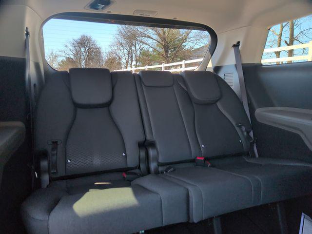 2026 Kia Carnival LX