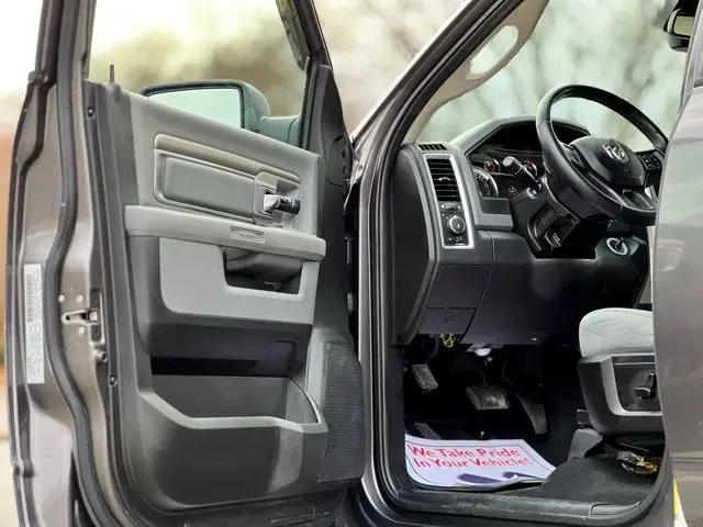 2019 Ram 1500 Classic Big Horn Crew Cab 4x4 5'7" Box