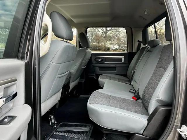 2019 Ram 1500 Classic Big Horn Crew Cab 4x4 5'7" Box