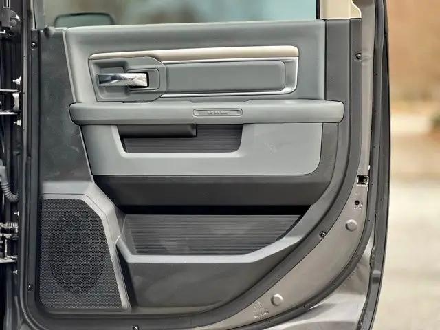 2019 Ram 1500 Classic Big Horn Crew Cab 4x4 5'7" Box