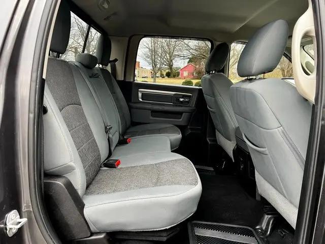 2019 Ram 1500 Classic Big Horn Crew Cab 4x4 5'7" Box