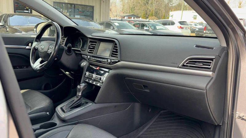 2020 Hyundai Elantra Limited