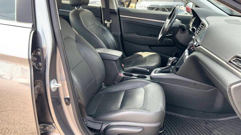 2020 Hyundai Elantra Limited