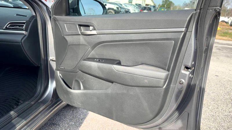 2020 Hyundai Elantra Limited