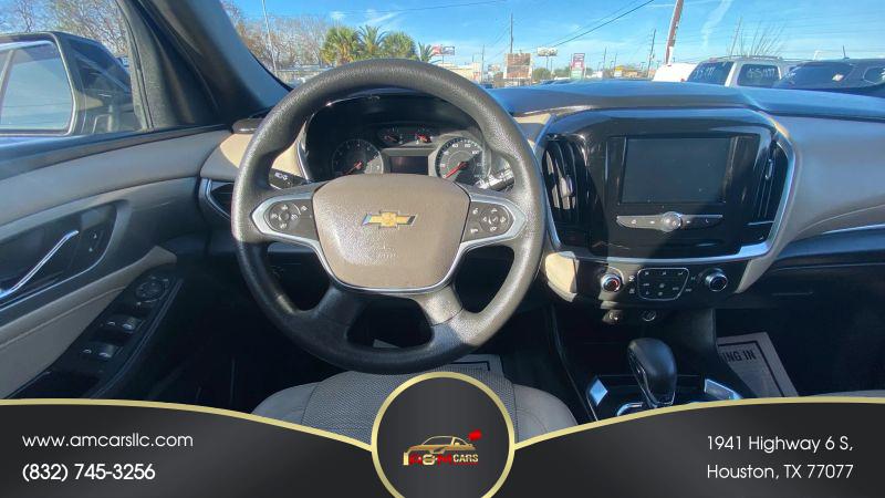 2022 Chevrolet Traverse FWD LS