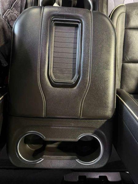 2024 GMC Yukon XL 4WD SLT