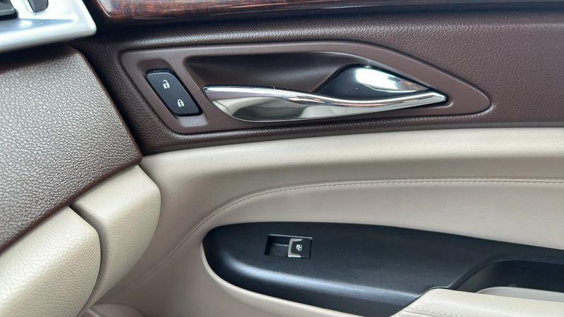 2014 Cadillac SRX Performance Collection