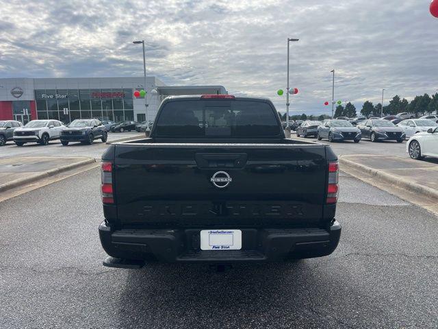 2026 Nissan Frontier Crew Cab SV 4x2