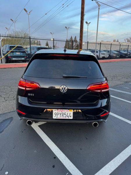 2018 Volkswagen Golf GTI 2.0T S