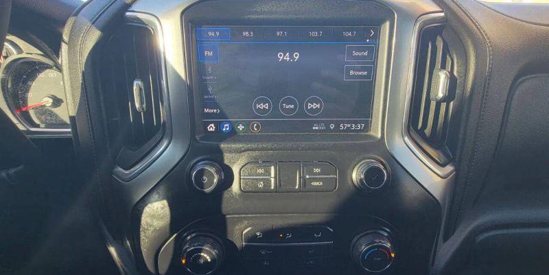 2020 Chevrolet Silverado 1500 4WD Crew Cab Short Bed LT