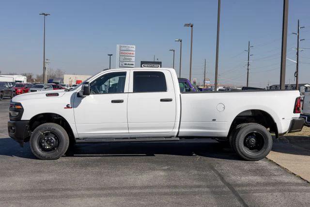 2026 Ram 3500 Tradesman Crew Cab 4x4 8' Box