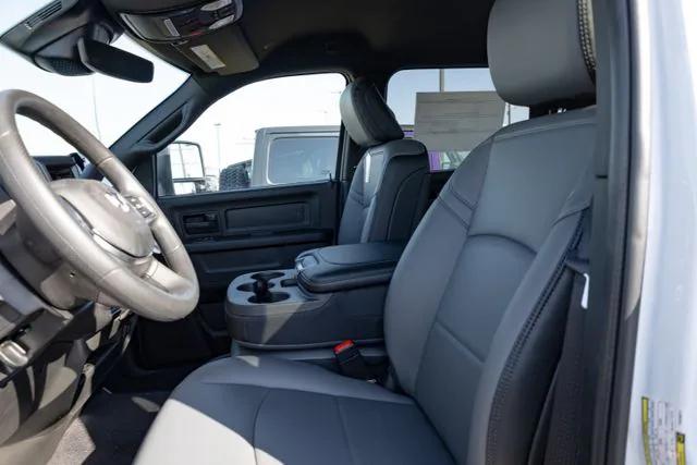 2026 Ram 3500 Tradesman Crew Cab 4x4 8' Box