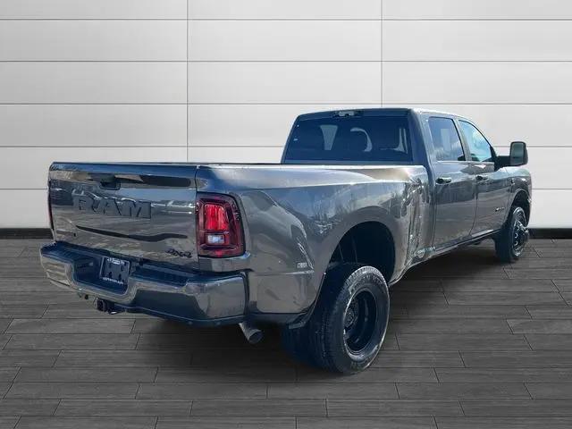 2026 Ram 3500 Big Horn Crew Cab 4x4 8' Box