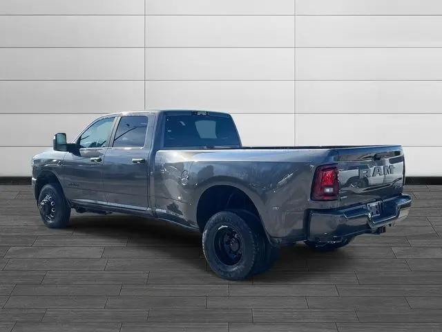 2026 Ram 3500 Big Horn Crew Cab 4x4 8' Box