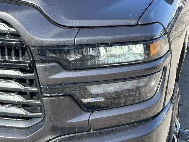2026 Ram 3500 Big Horn Crew Cab 4x4 8' Box