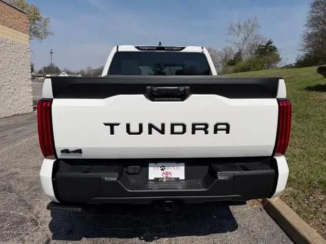 2026 Toyota Tundra SR5 CrewMax 5.5' Bed