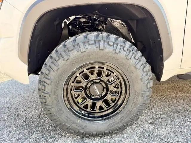 2026 Toyota Tundra SR5 CrewMax 5.5' Bed