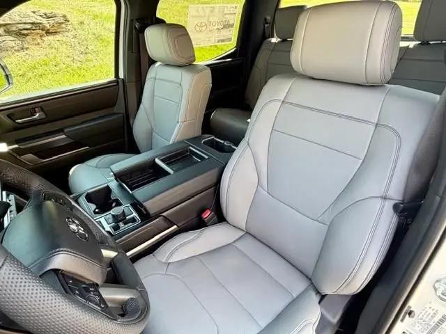 2026 Toyota Tundra SR5 CrewMax 5.5' Bed