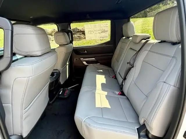 2026 Toyota Tundra SR5 CrewMax 5.5' Bed