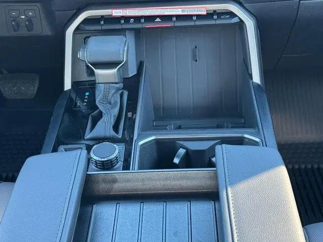 2026 Toyota Tundra SR5 CrewMax 5.5' Bed
