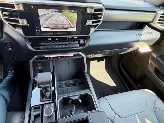2026 Toyota Tundra SR5 CrewMax 5.5' Bed