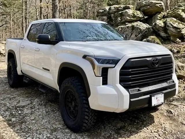 2026 Toyota Tundra SR5 CrewMax 5.5' Bed