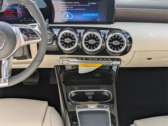 2026 Mercedes-Benz CLA 250 4MATIC