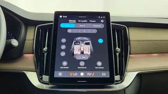 2026 Volvo XC90 Plug-In Hybrid Plus, T8 AWD, Electric/Gasoline, Bright, 7 Seats