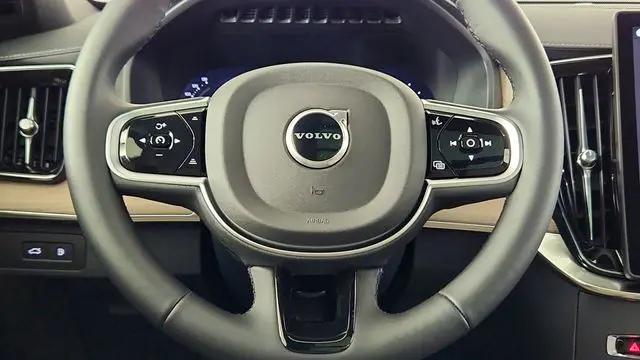 2026 Volvo XC90 Plug-In Hybrid Plus, T8 AWD, Electric/Gasoline, Bright, 7 Seats