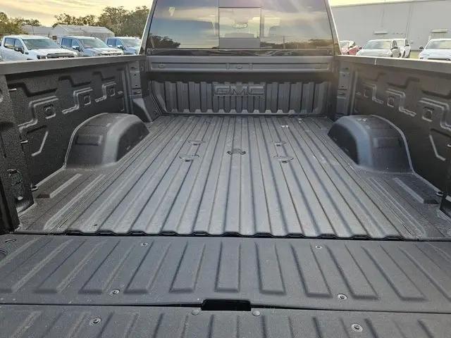 2026 GMC Sierra 2500HD Crew Cab, Standard Bed, Denali Ultimate, 4WD
