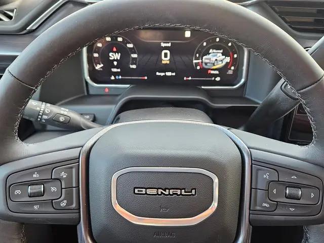 2026 GMC Sierra 2500HD Crew Cab, Standard Bed, Denali Ultimate, 4WD