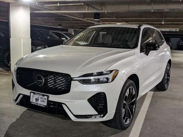 2026 Volvo XC60 B5 Plus