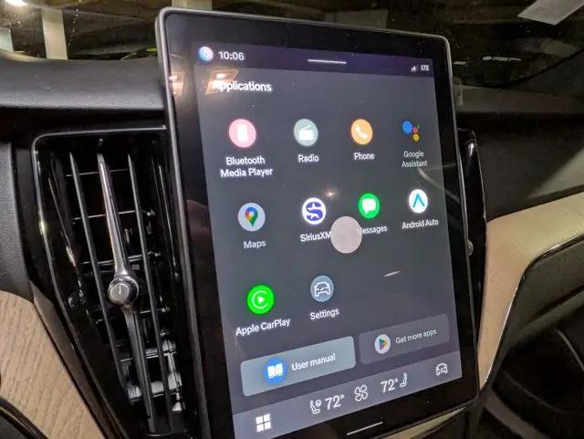 2026 Volvo XC60 B5 Plus