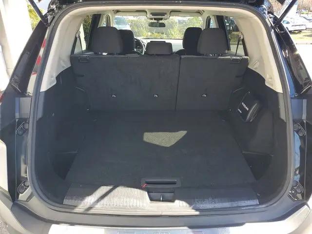2023 Nissan Rogue SV FWD