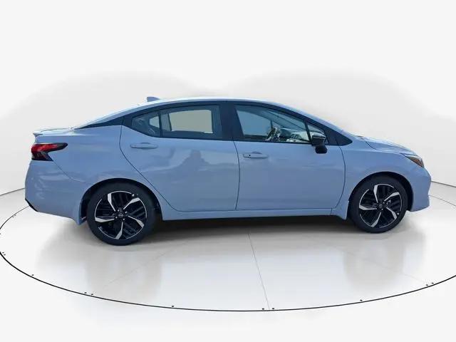 2025 Nissan Versa 1.6 SR