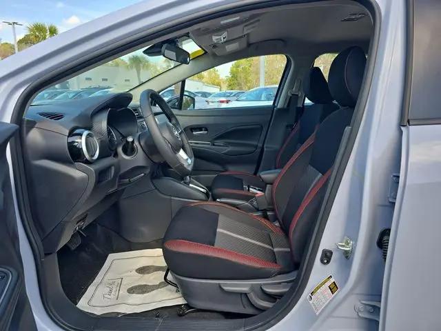2025 Nissan Versa 1.6 SR