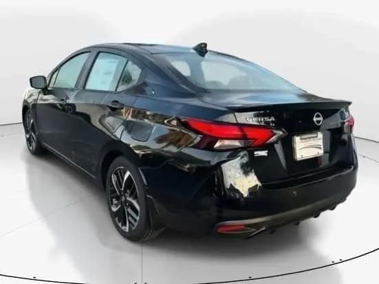 2025 Nissan Versa 1.6 SR