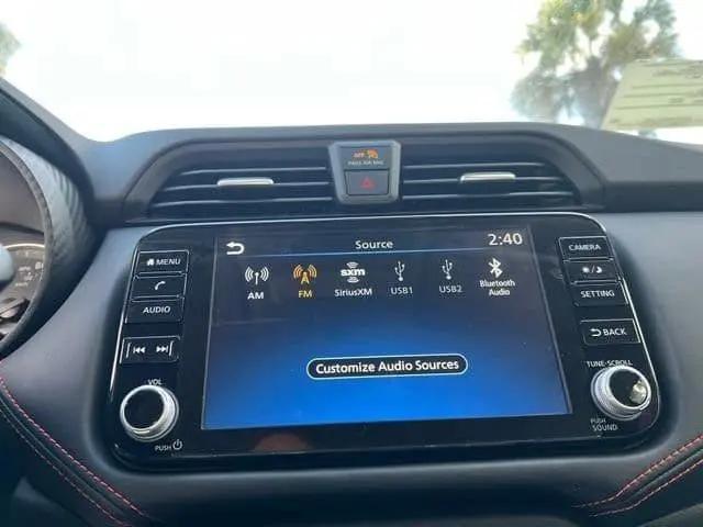 2025 Nissan Versa 1.6 SR