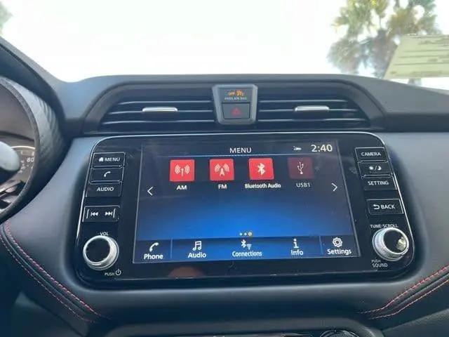 2025 Nissan Versa 1.6 SR