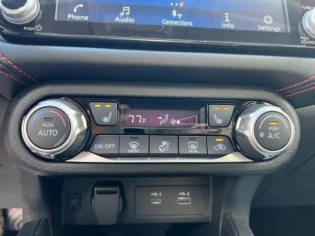 2025 Nissan Versa 1.6 SR