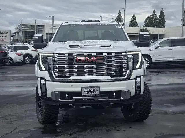 2026 GMC Sierra 2500HD Crew Cab, Standard Bed, Denali, 4WD