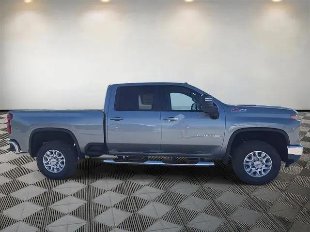 2026 Chevrolet Silverado 2500HD Crew Cab, Standard Bed, LT, 4WD