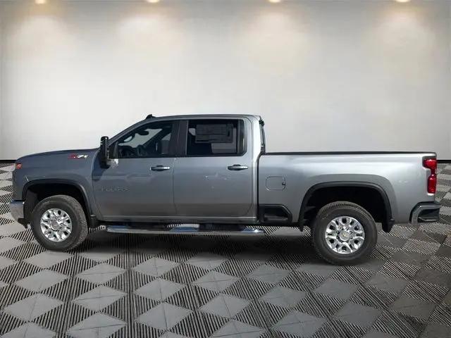 2026 Chevrolet Silverado 2500HD Crew Cab, Standard Bed, LT, 4WD