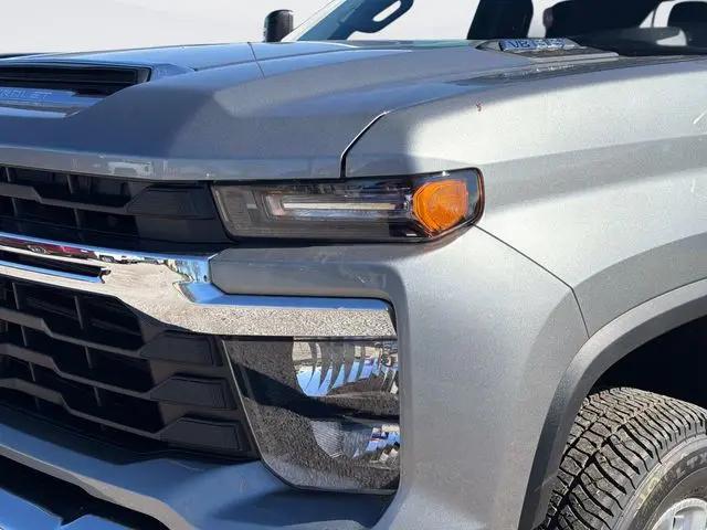 2026 Chevrolet Silverado 2500HD Crew Cab, Standard Bed, LT, 4WD