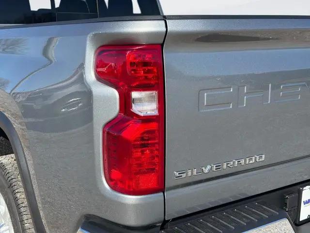 2026 Chevrolet Silverado 2500HD Crew Cab, Standard Bed, LT, 4WD