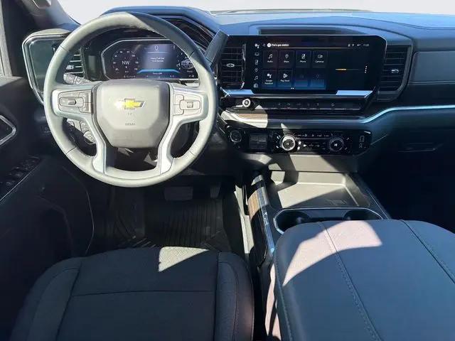 2026 Chevrolet Silverado 2500HD Crew Cab, Standard Bed, LT, 4WD